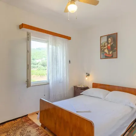 Apartment Apartments By The Sea Prizba, Korcula - 4479 *