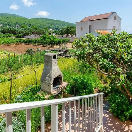 Apartments By The Sea Prizba, Korcula - 4479 *